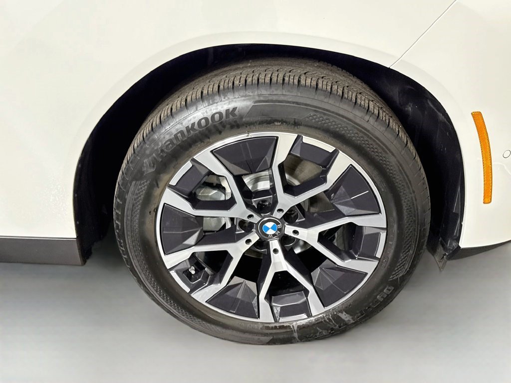 Used 2026 Alpine White BMW 30 xDrive image 28