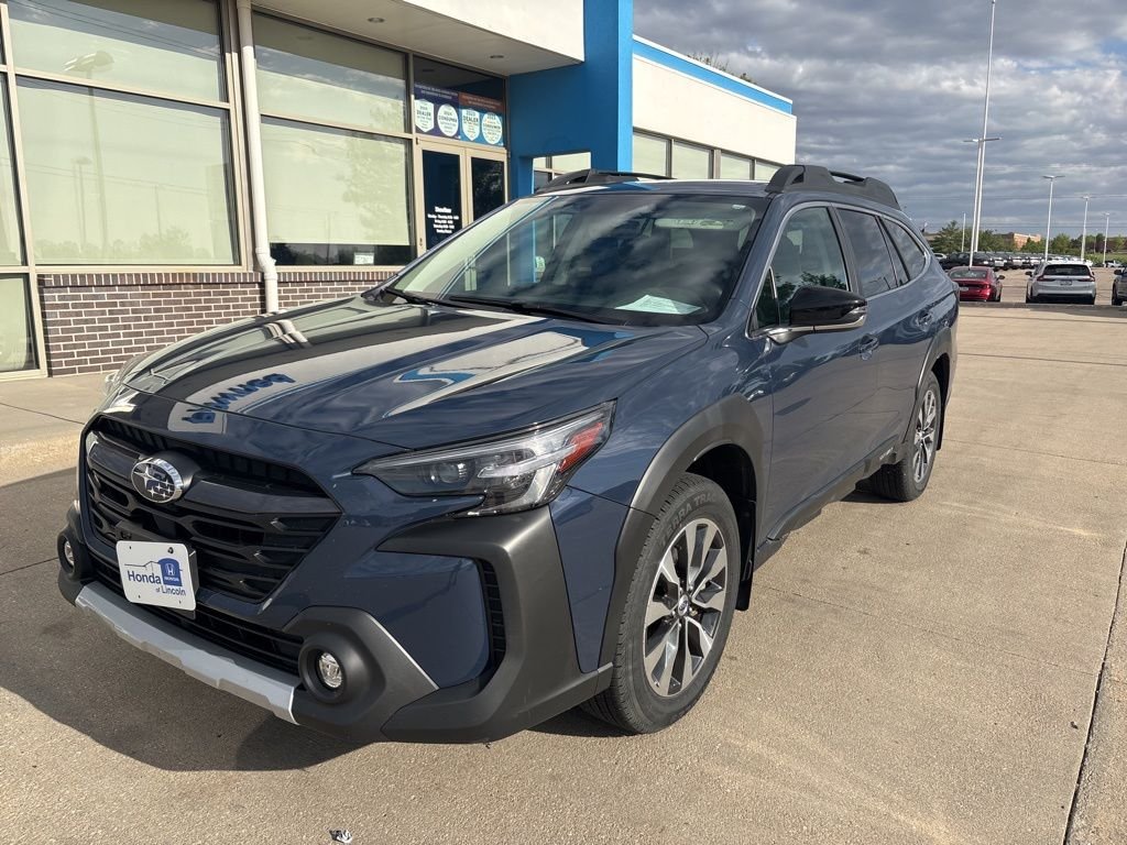 2024 Subaru Outback Limited's photo
