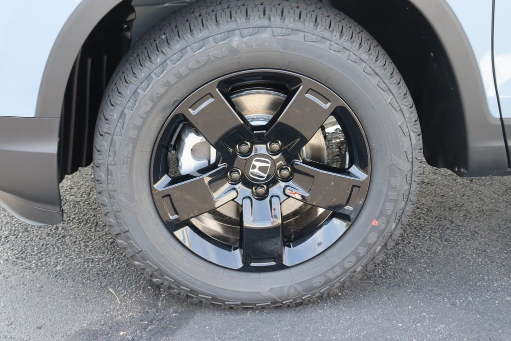 New 2026 Sonic Gray Pearl Honda Black Edition image 10