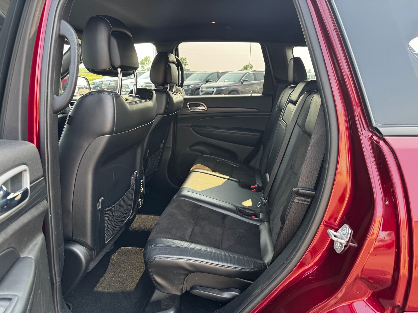 Used 2020 Velvet JEEP Altitude image 13