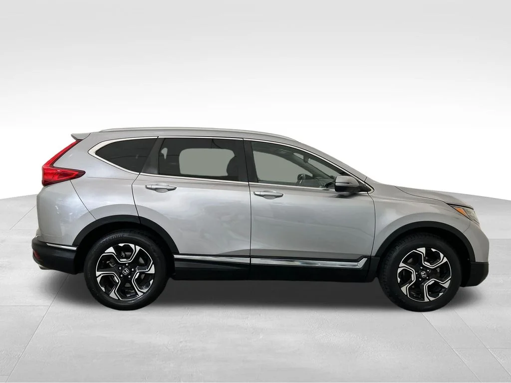Used 2018 Silver Honda Touring image 6
