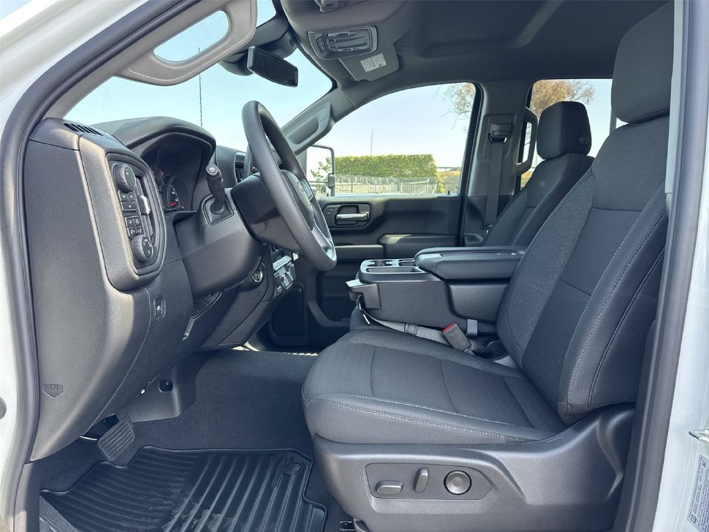 2026 Chevrolet Silverado 2500 HD Custom - Photo 21