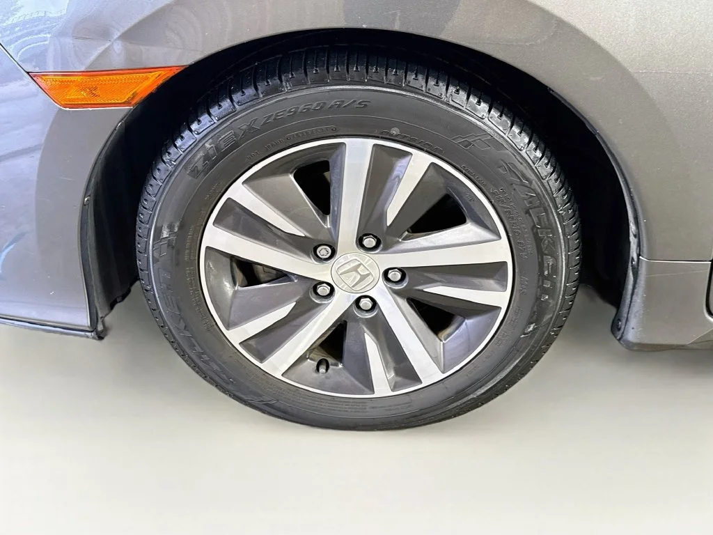 Used 2020 Gray Honda LX image 36