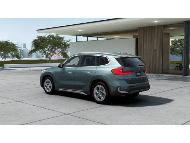 New 2026 Cape York Green Metallic BMW xDrive28i image 2