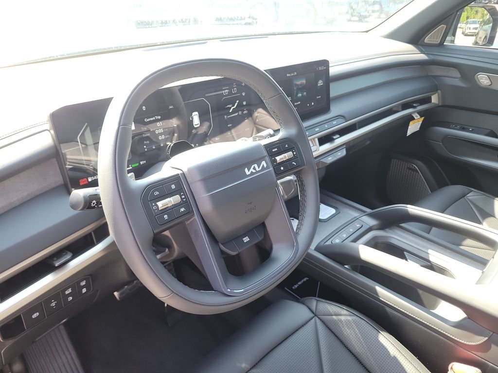 New 2027 Black Kia SX image 25