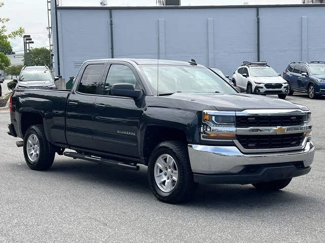 Used 2019 Gray Chevrolet LT image 16