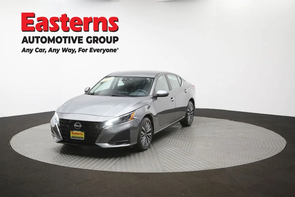 Used 2023 Gray Nissan 2.5 SV image 54