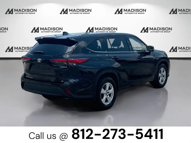 Used 2022 Black Toyota LE image 5