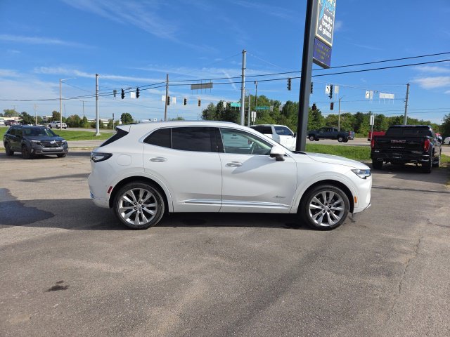 Used 2023 White Buick Avenir image 5