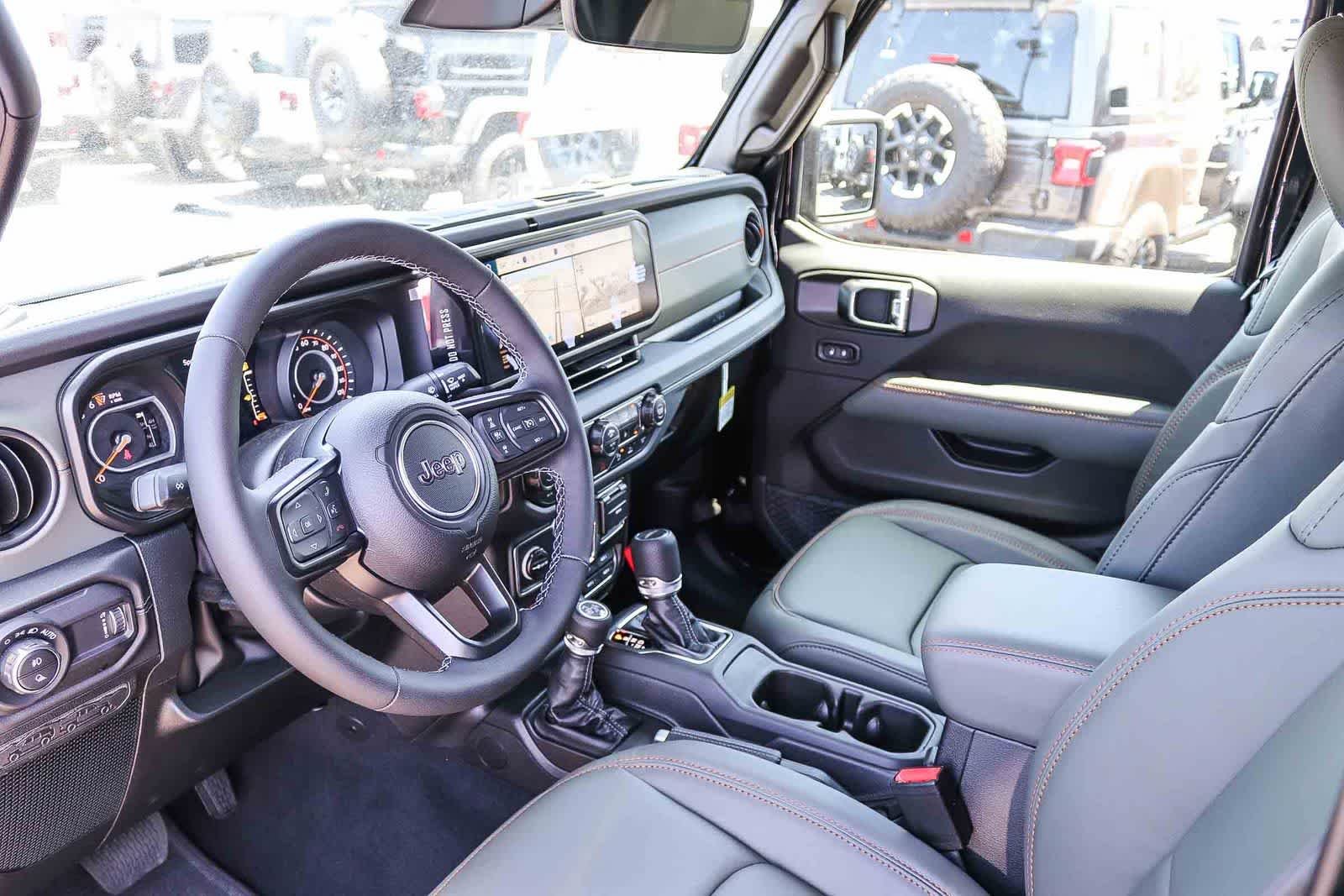New 2026 Black Clear-Coat Exterior Paint Jeep Mojave X image 22