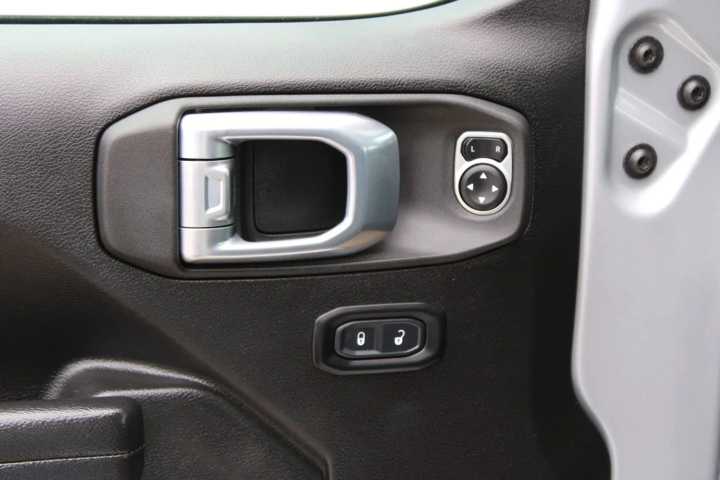 Used 2023 Silver Jeep Willys 4xe image 28