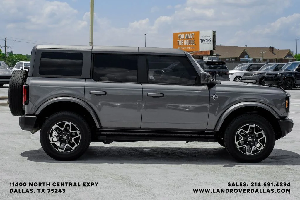 Used 2024 Gray Metallic Ford Outer Banks image 7