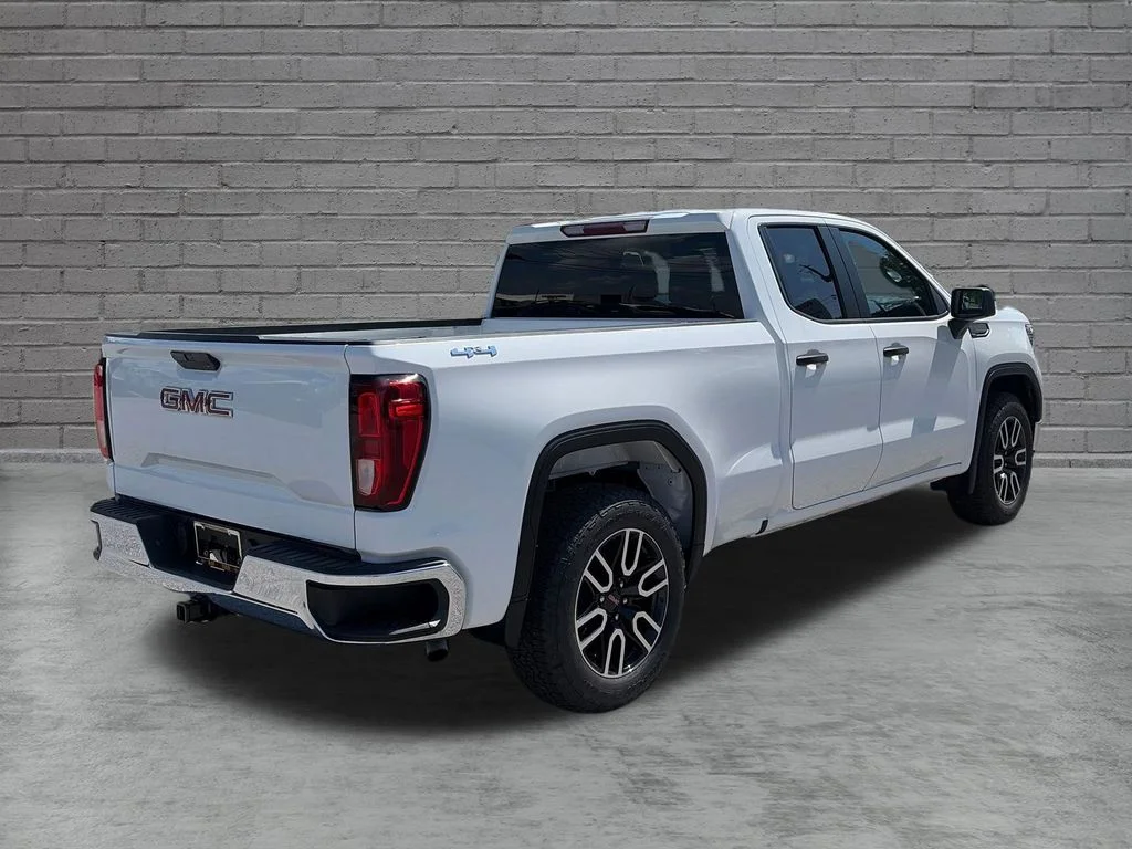 Used 2021 Summit White GMC Base image 6