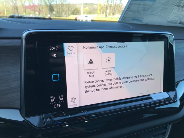 New 2026 Pure Gray Volkswagen 2.0T SEL image 19