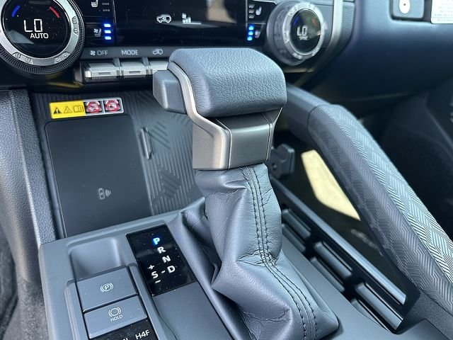 New 2026 Heritage Blue Toyota Platinum image 30