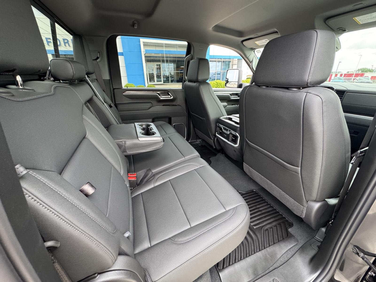 2026 Chevrolet Silverado 3500 HD LTZ - Photo 25