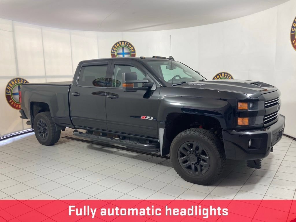 2018 Chevrolet Silverado 2500HD LT - Photo 10