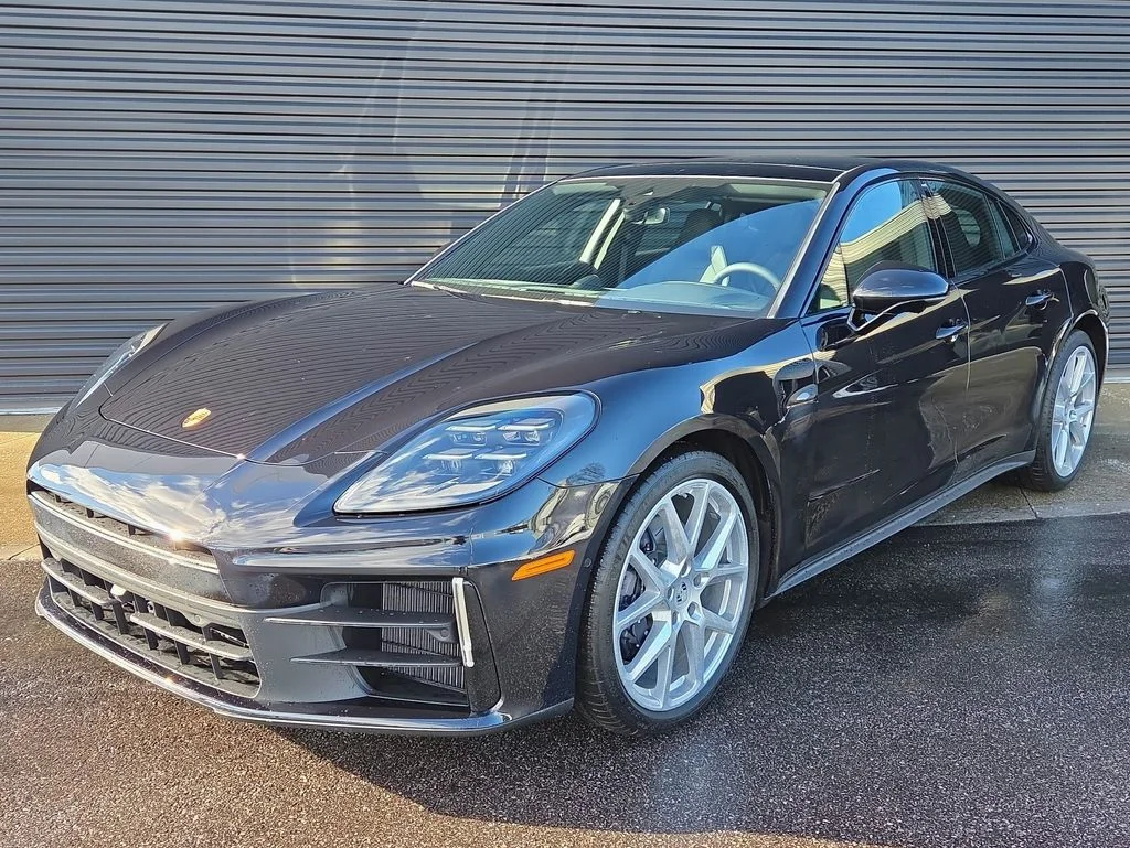 2026 Porsche Panamera