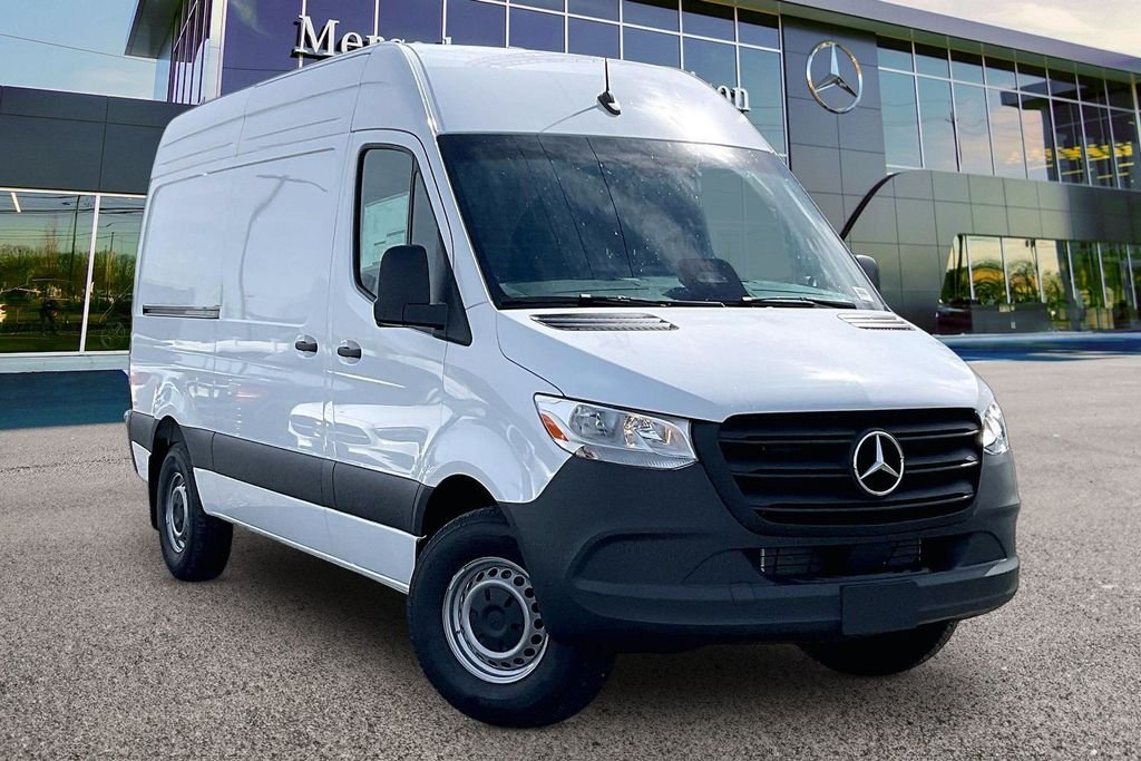 2026 Mercedes-Benz Sprinter 2500 144 WB HO's photo