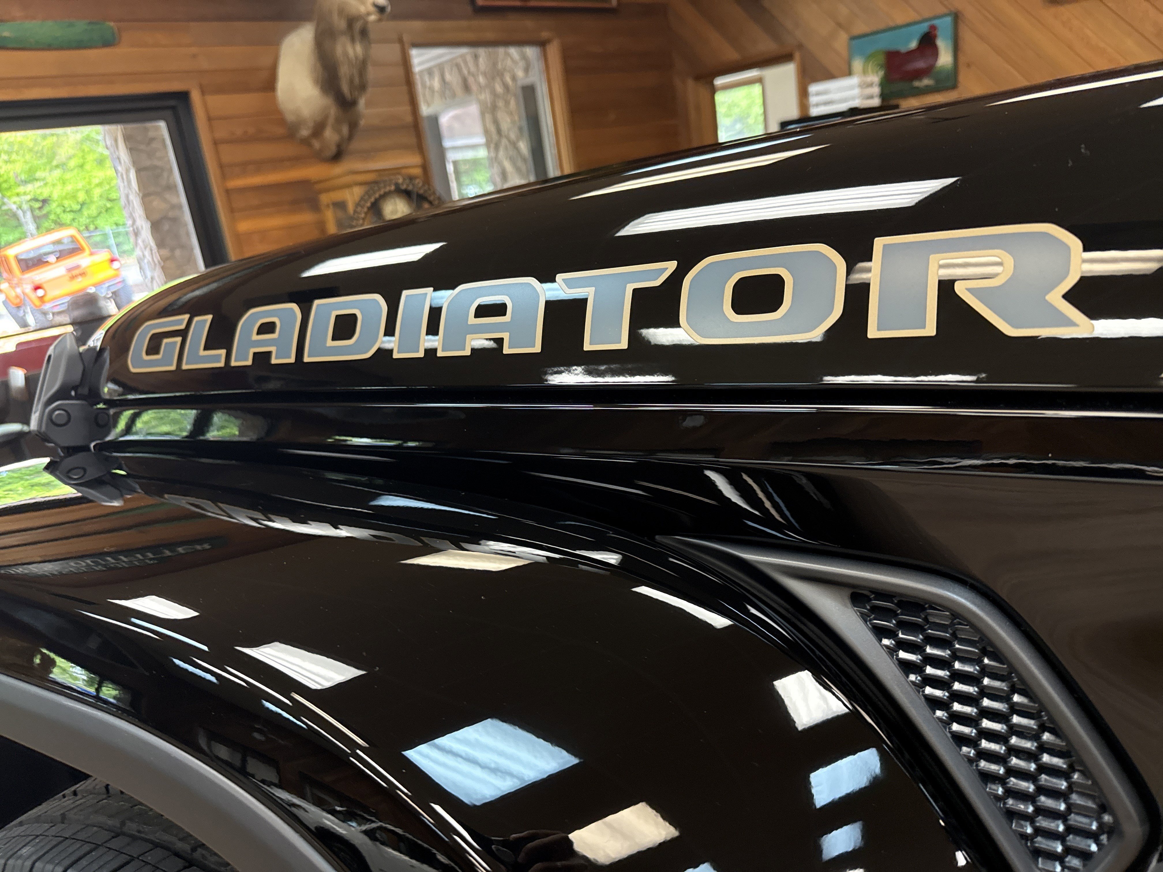 New 2026 Black Clear-Coat Exterior Paint Jeep 85th Anniversary Edition image 12
