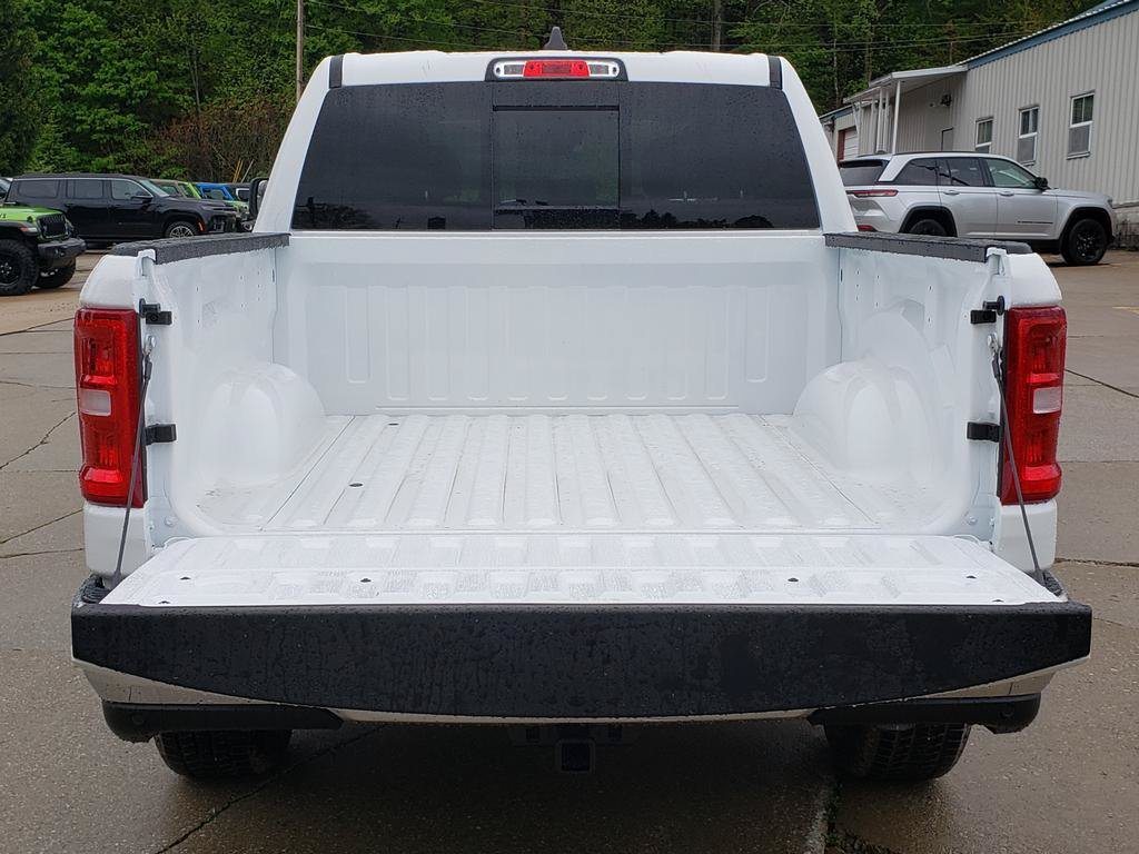 New 2026 Bright White Clear-Coat Exterior Paint RAM Big Horn image 9