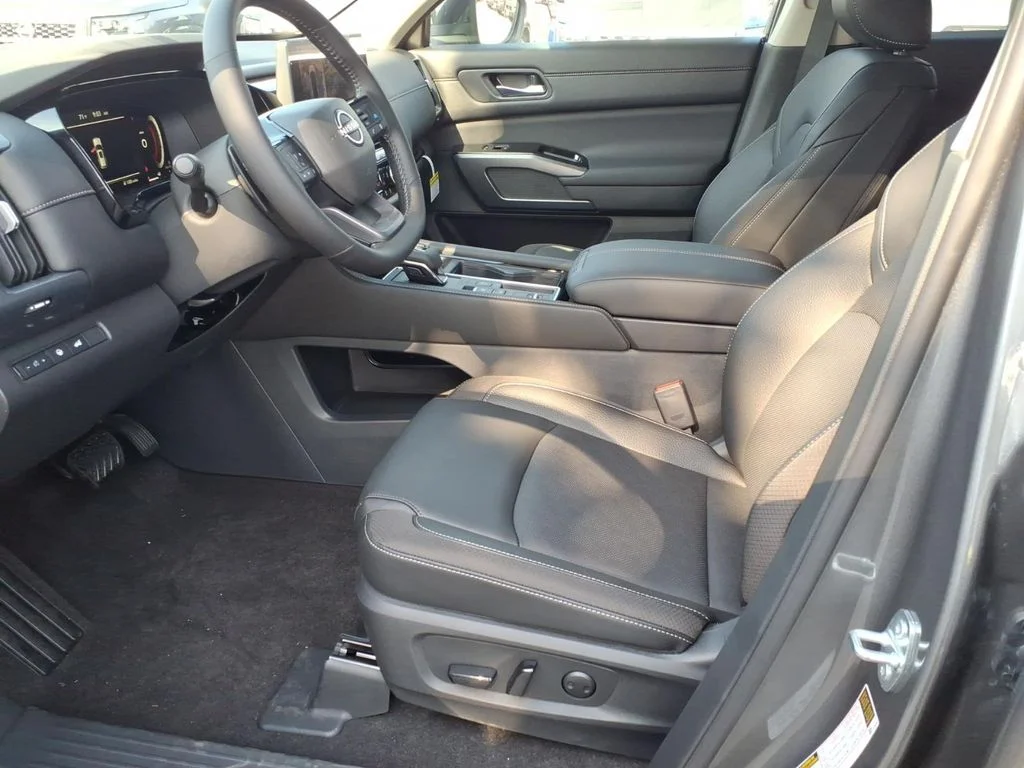 New 2026 Gun Metallic Nissan SL image 16