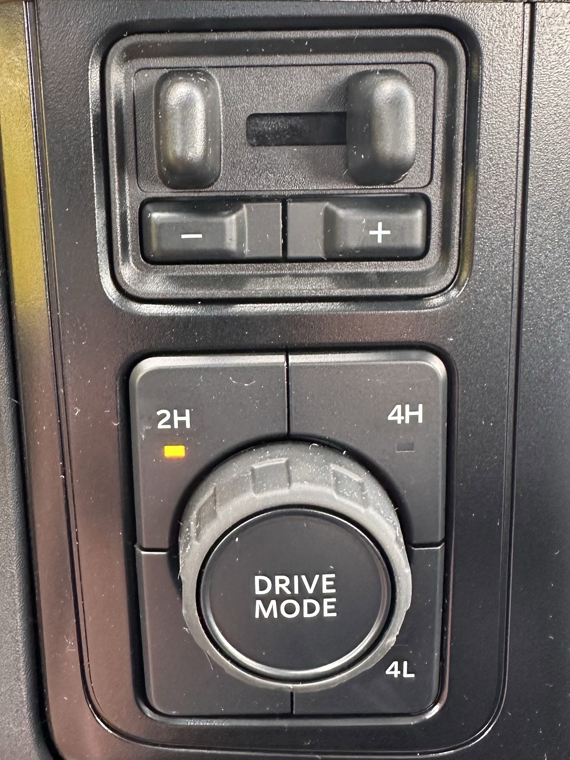 2025 Ford F-350 Super Duty Chassis Cab XL - Photo 17