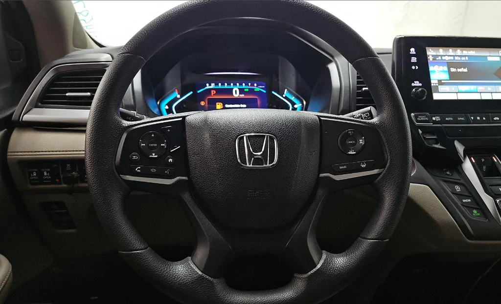 Used 2020  Honda EX image 18