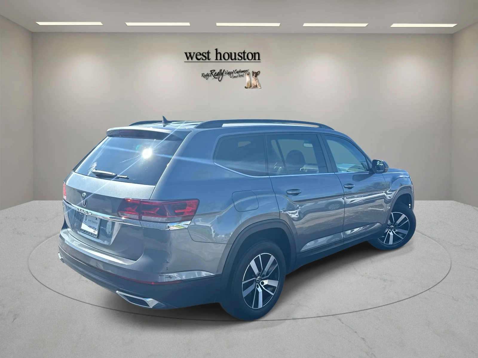 Used 2022 Gray Volkswagen 2.0T SE image 5