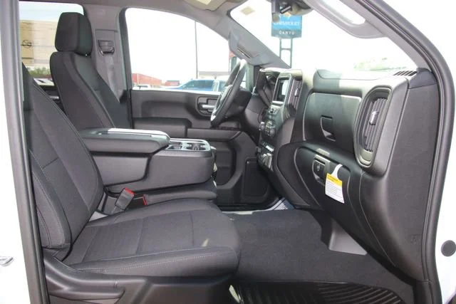 2026 Chevrolet Silverado 2500 HD Custom - Photo 23
