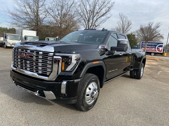 2026 GMC Sierra 3500 HD Denali DRW
