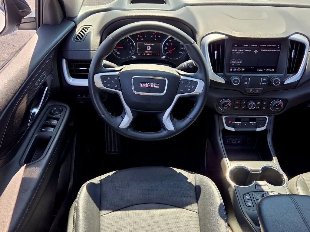 Used 2023 SUMMIT WHITE GMC SLT image 7