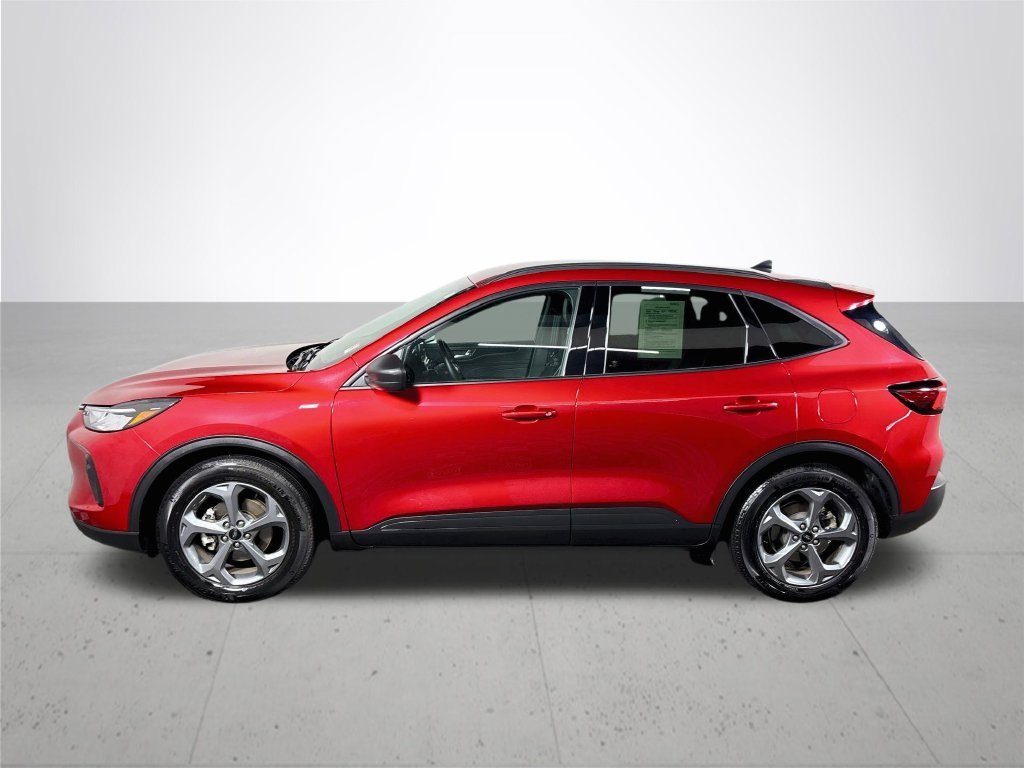 Used 2025 Red Metallic Ford ST-Line image 9