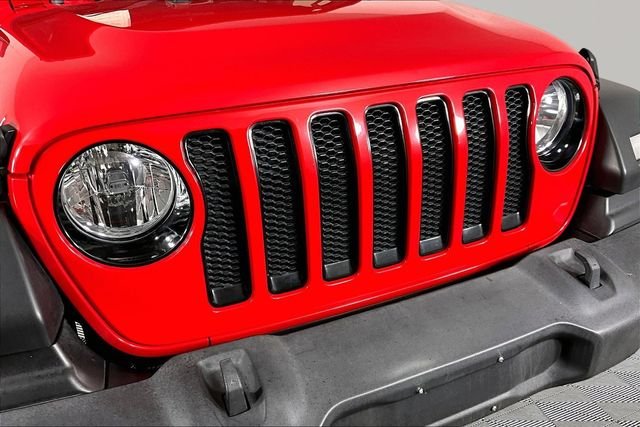 Used 2022 Red Jeep Unlimited Sport Altitude image 31