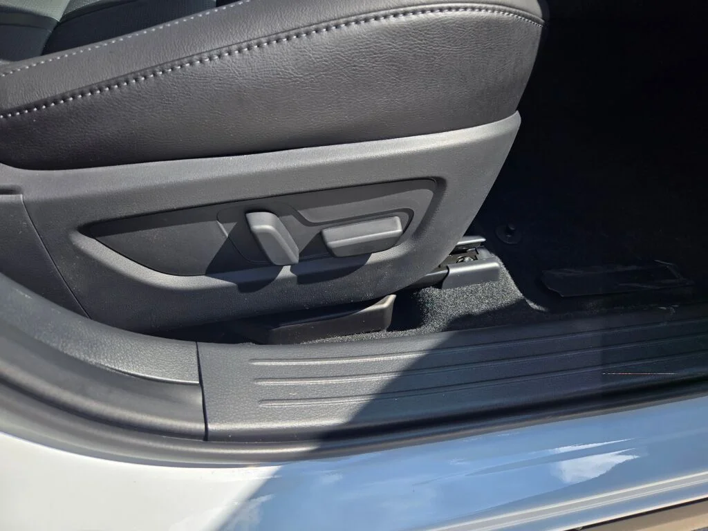 New 2026 Wind Chill Pearl Mazda 2.5 Turbo AWD image 5