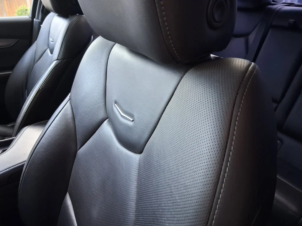 Used 2022 BLACK RAVEN Cadillac Premium Luxury image 19