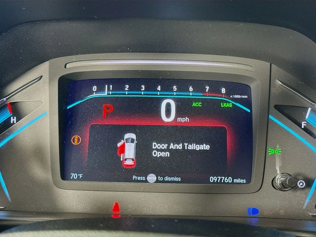Certified Used 2018 Modern Steel Metallic Honda EX-L image 17