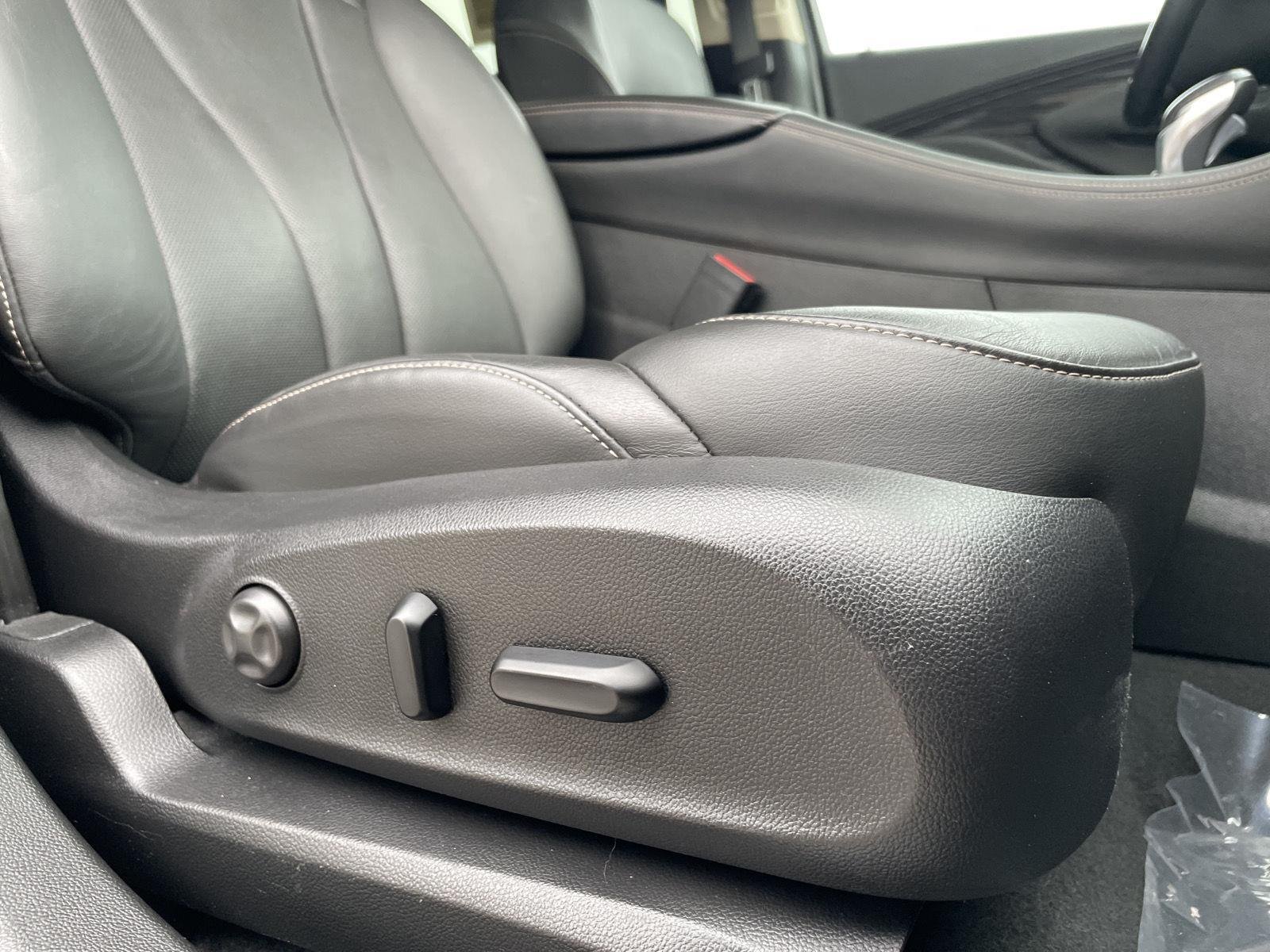 Used 2017 Midnight Amethyst Metallic Buick Premium II image 5