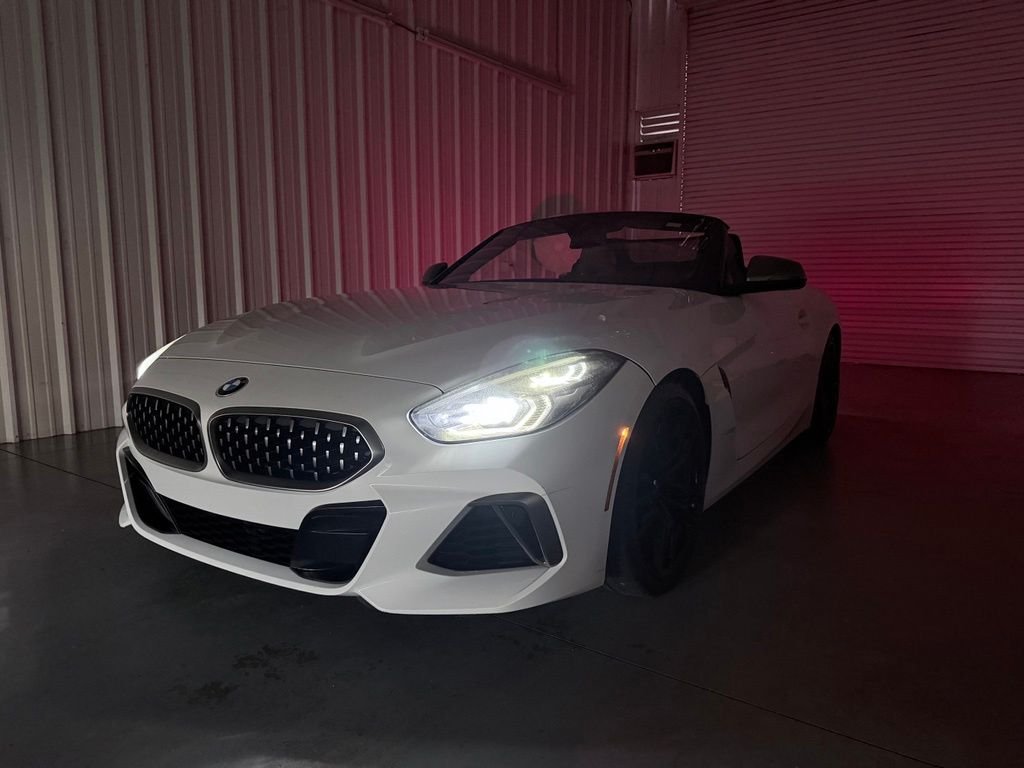 Used 2020 White BMW sDrive M40i image 17