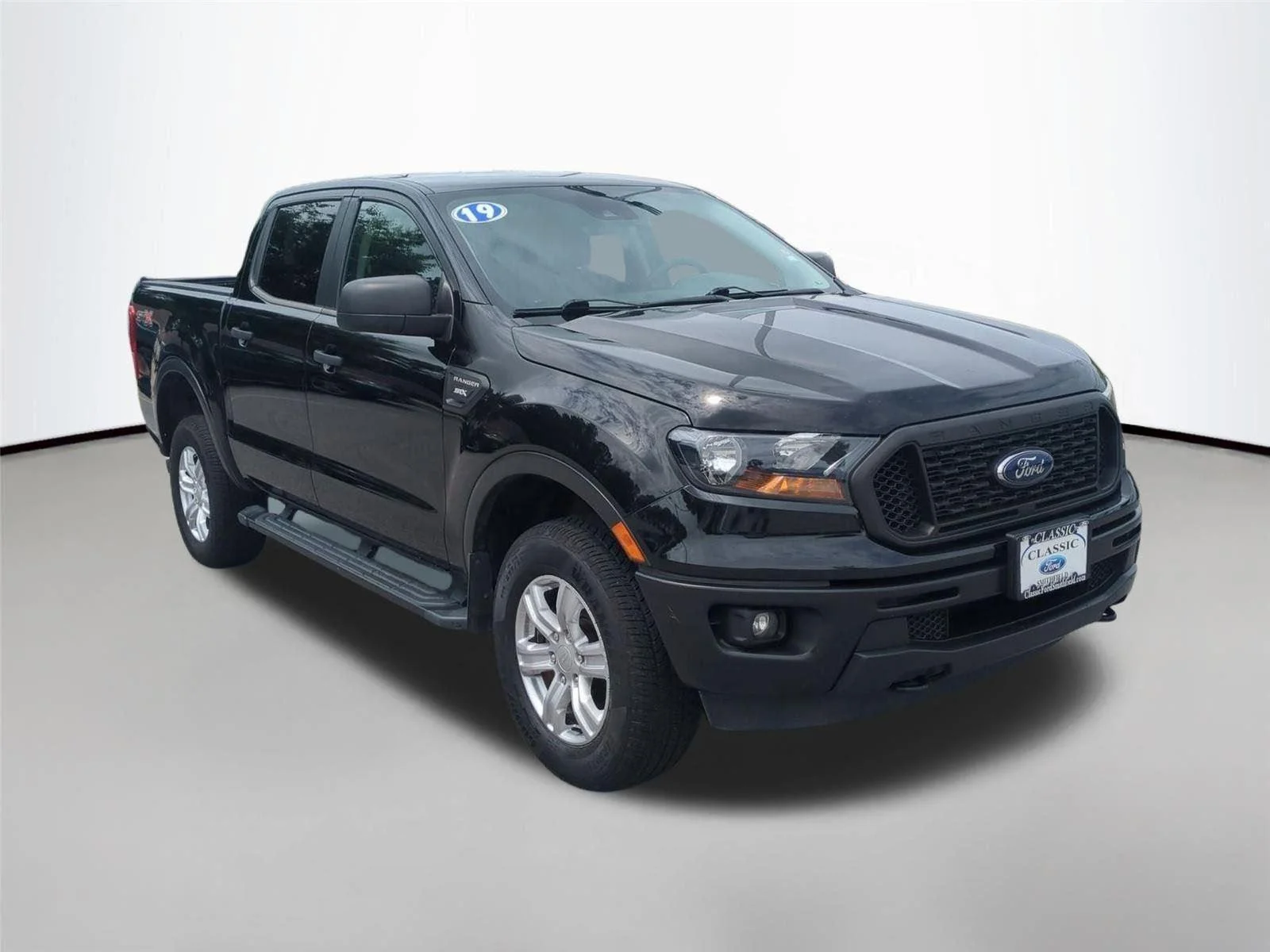 Used 2019 Shadow Black Ford XL image 7