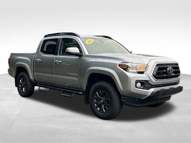 Used 2023 Silver Toyota SR5 image 7