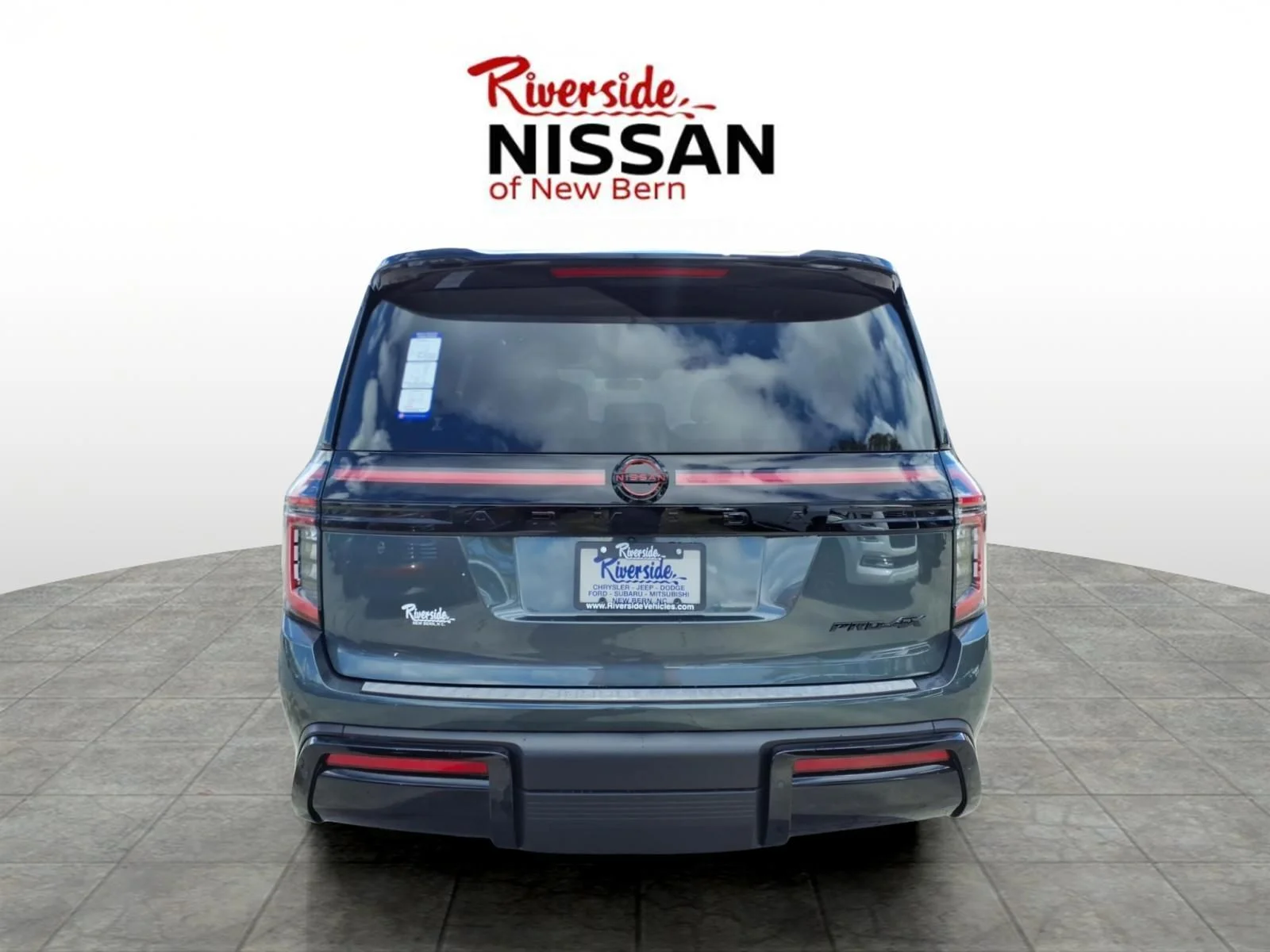 New 2026 Alpine Metallic / Super Black Two-tone Nissan PRO-4X® image 2