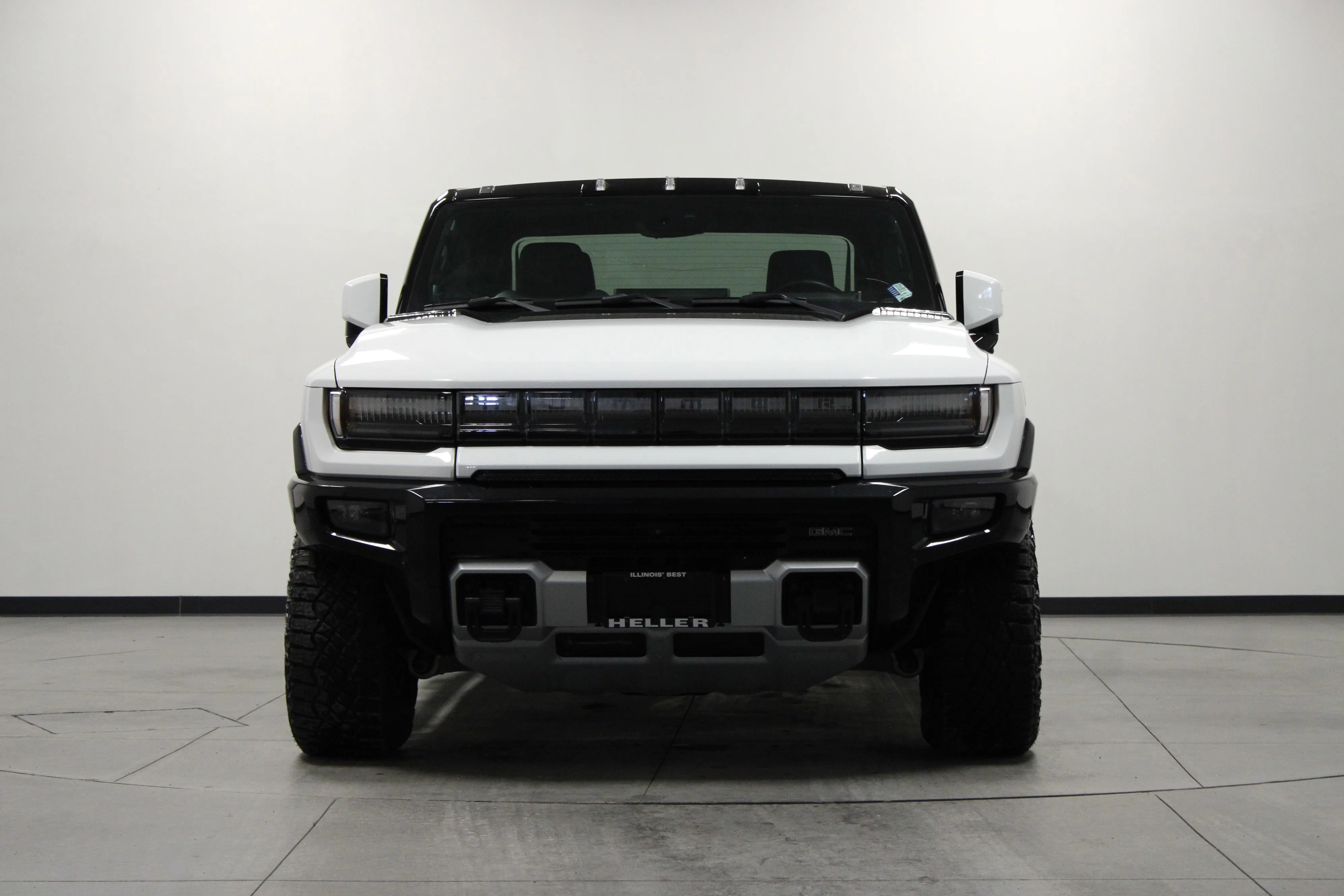 Used 2023 Interstellar White GMC 3X image 9