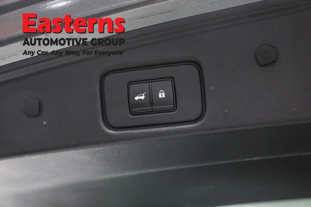 Used 2023 Gray Nissan SL image 21