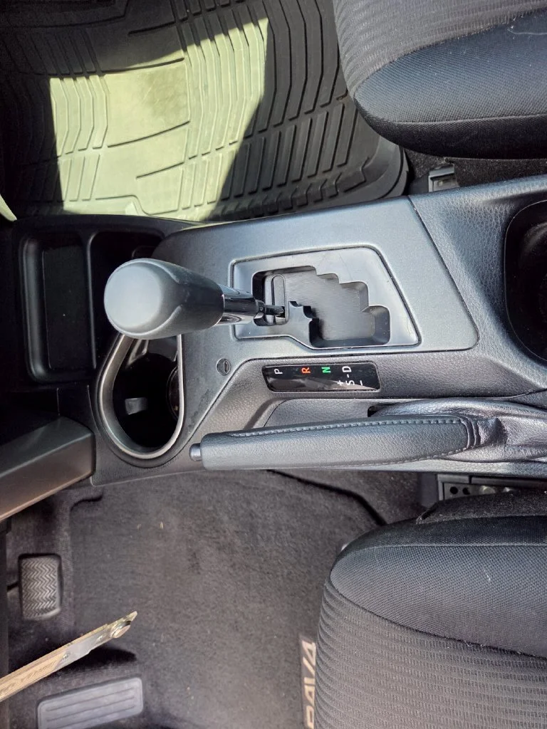 Used 2016 Gray Toyota LE image 27