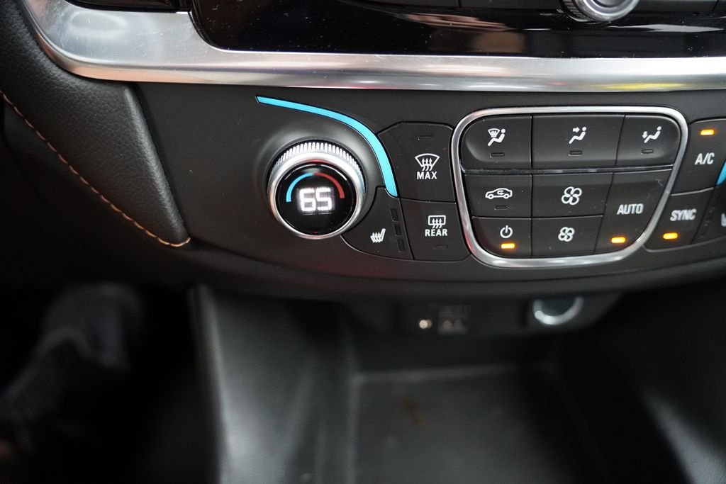 Used 2020 Satin Steel Metallic Chevrolet RS image 5