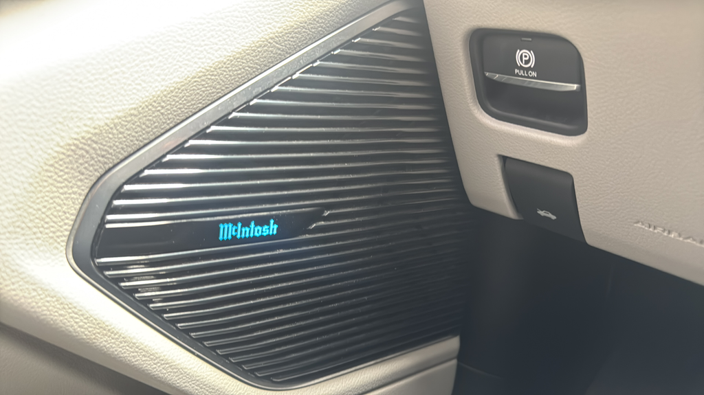 Used 2021 Gray Jeep Overland image 20