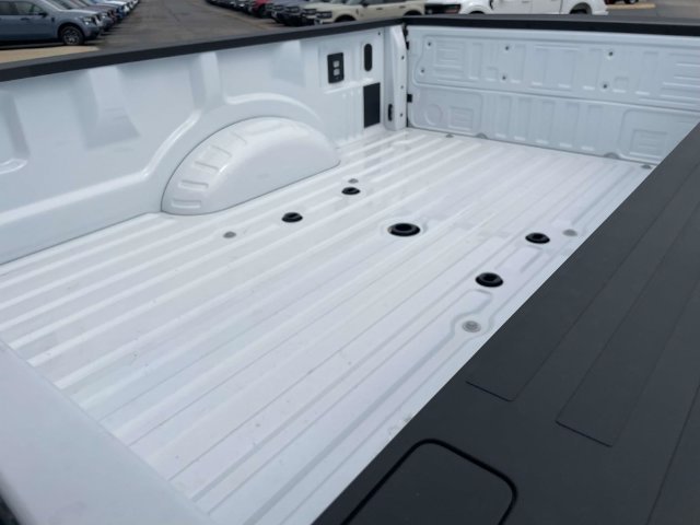 New 2026 Oxford White Ford XL image 28