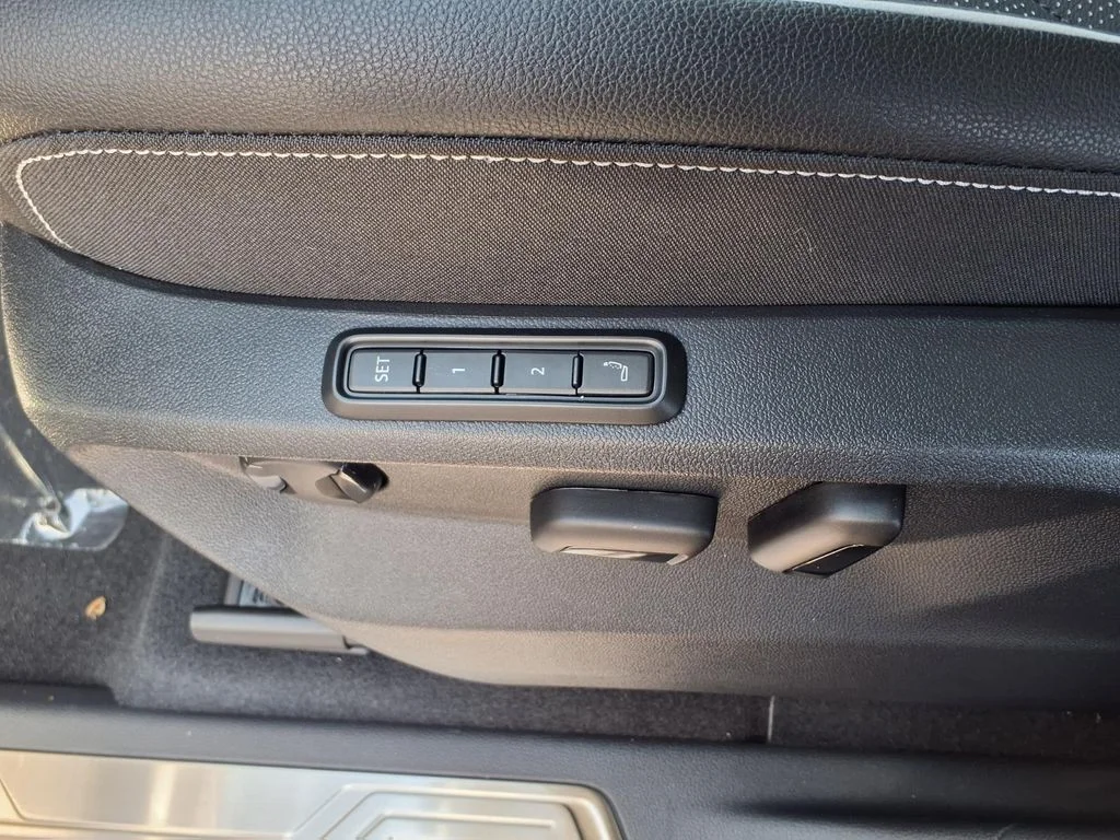 New 2026 Pure Gray Volkswagen 2.0T SEL Premium R-Line image 11
