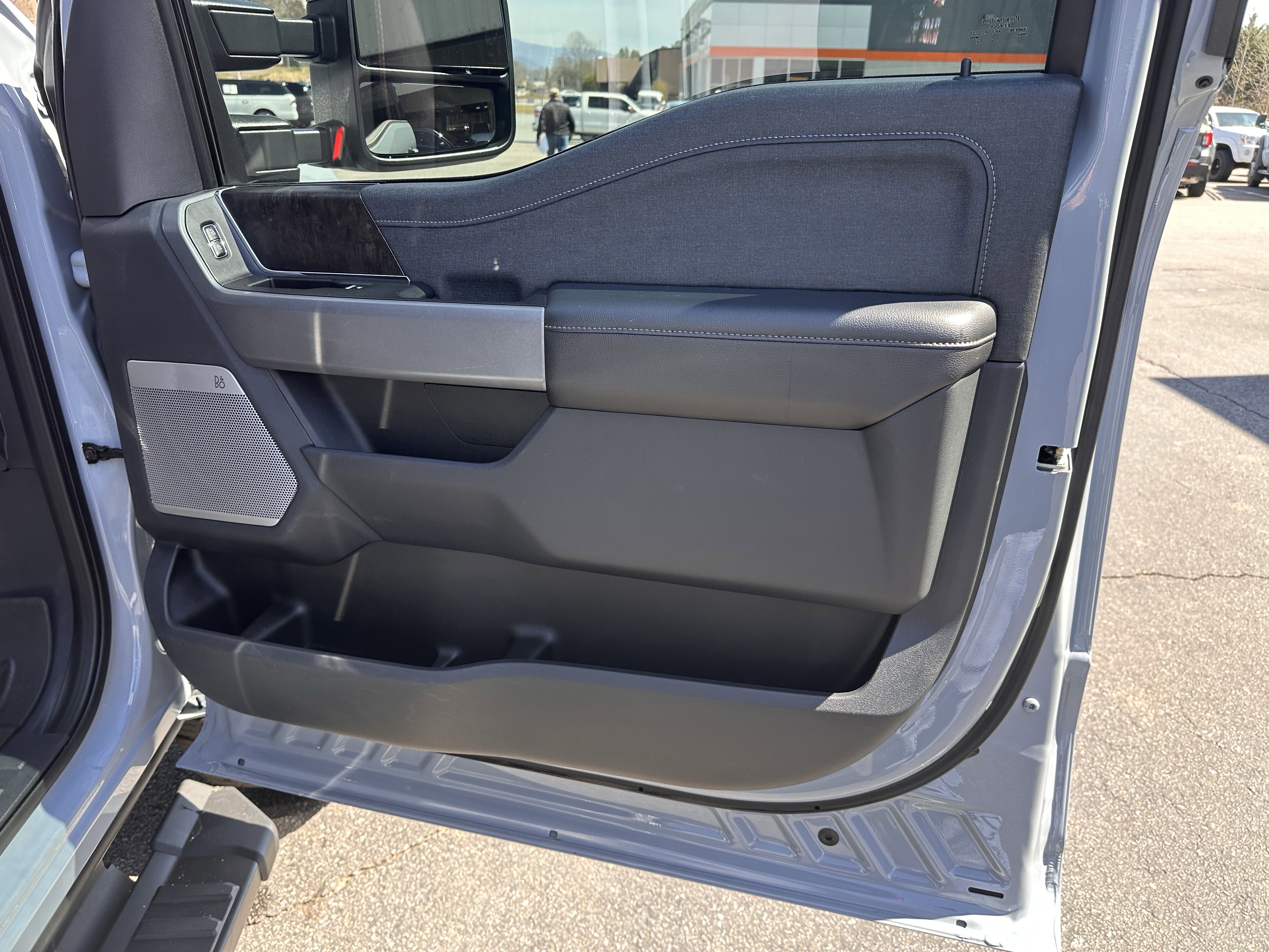 Certified Used 2024 Glacier Gray Metallic Ford LARIAT image 13